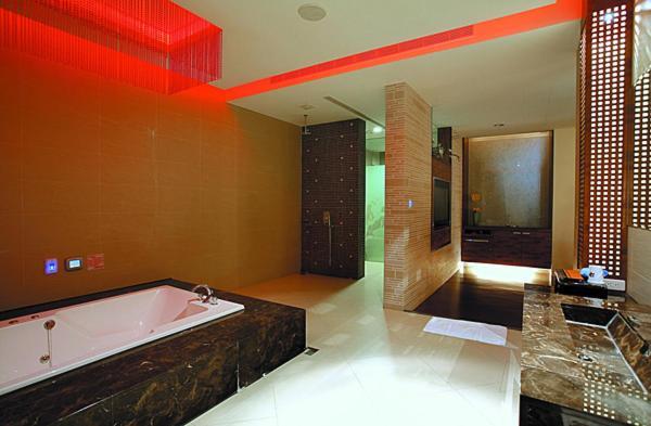 Hip Spa Motel ไถจง ภายนอก รูปภาพ