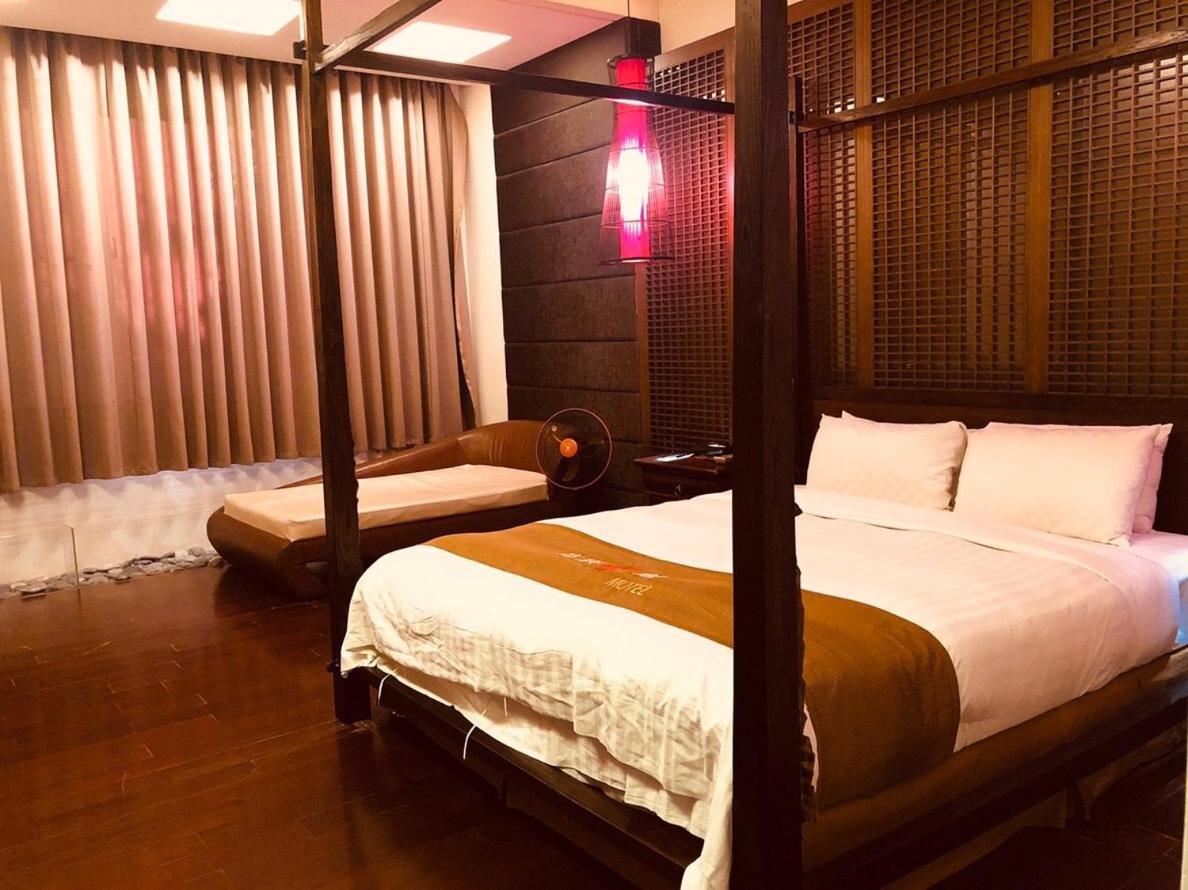 Hip Spa Motel ไถจง ภายนอก รูปภาพ